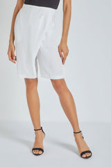 Bermuda mujer efecto falda short elegante recto tiro alto bolsillos cierre cremallera botón modelo LA-260043 color blanco talla 38 cómoda versátil moderna ideal verano oficina look casual ✅Entrega 24/48h