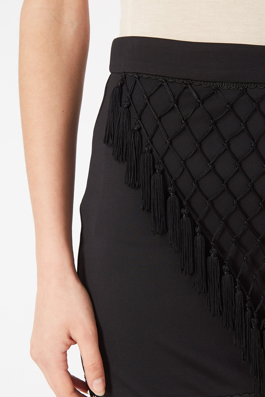 Falda mini mujer, skirt, outfit fiesta, flecos calados, diseño bohemio chic, elegante, color negro, talla 36, versátil, ideal noche o eventos especiales, exclusivo acabado detalle, sofisticada, ✅Entrega 24/48h