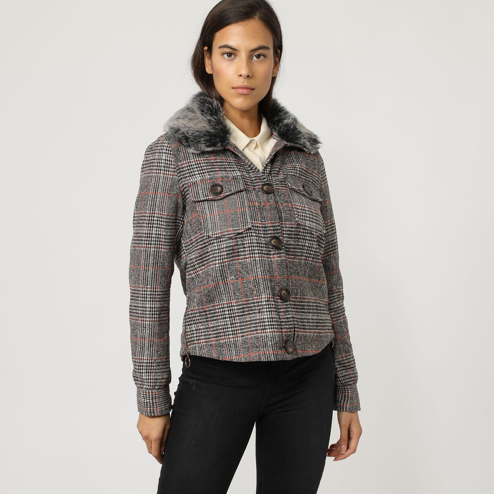 Chaqueta mujer cuadros, blazer invierno, doble botonadura, cuello pelo sintético, estilo clásico urbano, abrigo elegante cálido, color gris, talla 38, versátil, ideal trabajo o casual ✅Entrega 24/48h