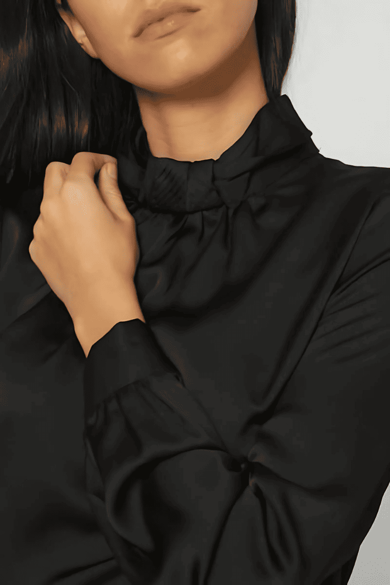 Blusa mujer satén elegante, blusa lazo en cuello, camisa manga larga, tejido suave, estilo sofisticado, color negro, talla 38, ideal oficina fiesta noche, combina jeans pantalón vestir, ✅Entrega 24/48h
