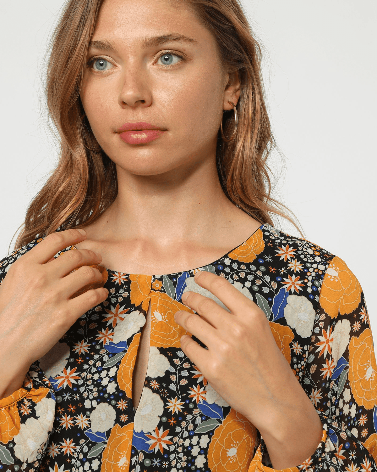 Vestido midi mujer, dress estampado floral, fruncido cintura, manga larga, cuello redondo, poliéster, cierre invisible, elegante, cómodo, versátil, colores negro multicolor, talla 38 ✅Entrega 24/48h