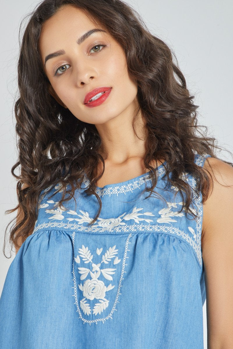 Blusa fluida mujer, top sin mangas, algodón fresco, canesú bordado, cierre lágrima espalda, talla 38, corte amplio, ligera, color azul, ideal verano, comodidad diaria, outfit casual ✅Entrega 24/48h