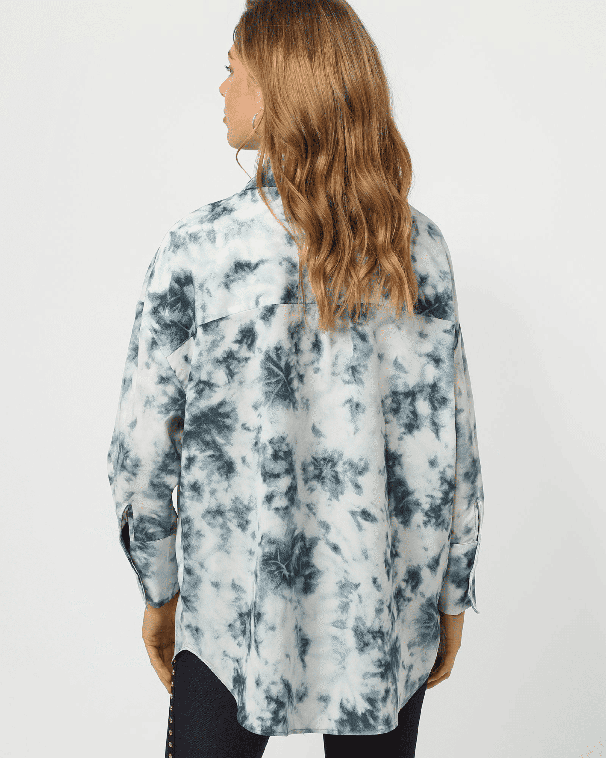 Blusa mujer camisa estampada botones diseño tie dye manga larga bolsillos corte recto cuello camisero azul talla 38, ideal oficina casual elegante, cómoda versátil fácil combinar ✅Entrega 24/48h