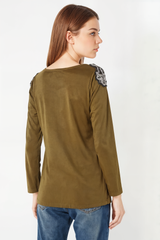 Camiseta Mujer Tipo Blusa Algodón, Diseño Jaspeado con Pedrería en Hombros y Manga Larga- AN-010252