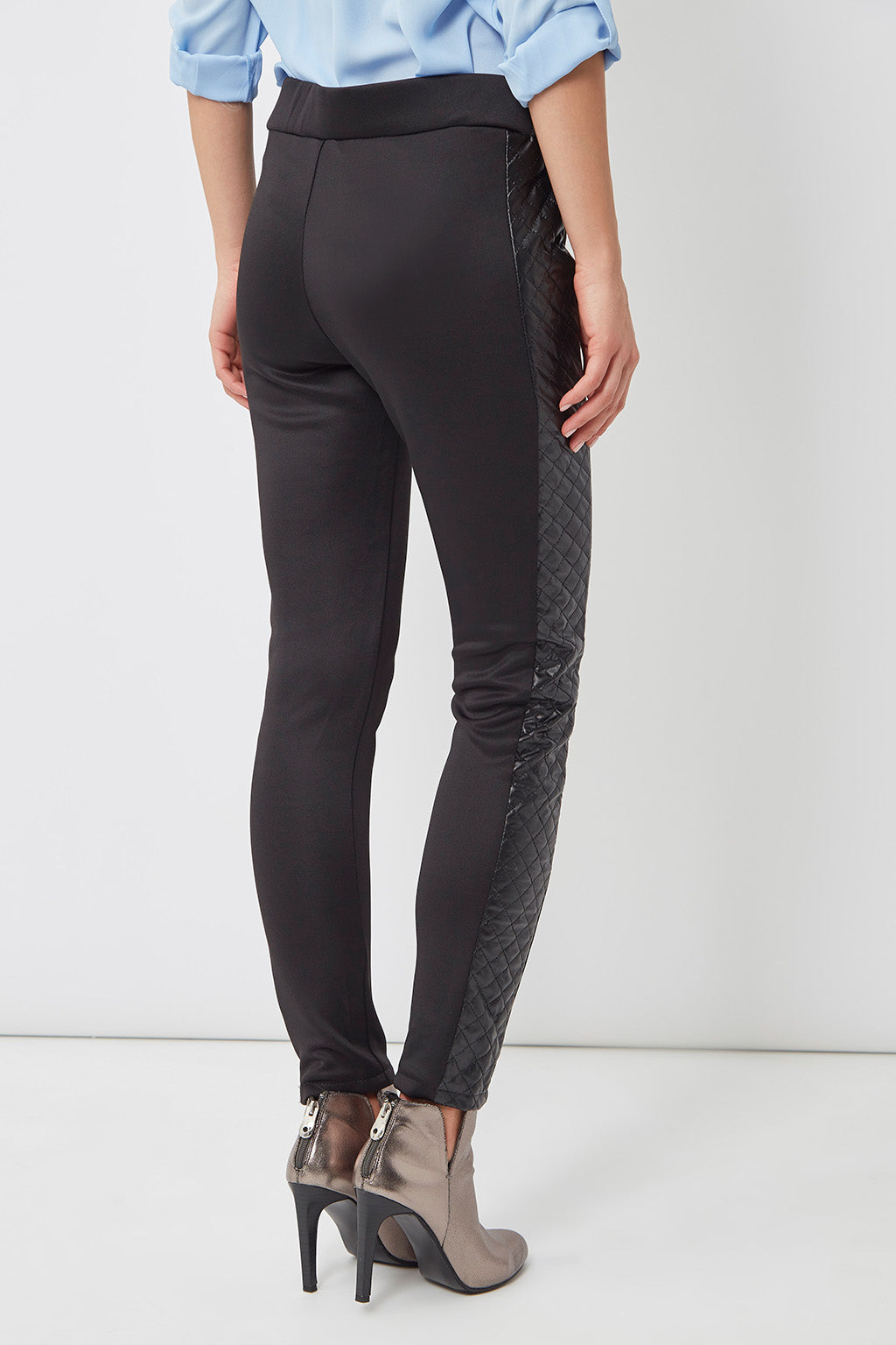 Leggings mujer tipo pantalón, diseño acolchado laterales, bolsillos con cremallera, acabado mate, corte ajustado, estilo elegante sofisticado, color negro, talla L, cómodos y versátiles, modernos ✅Entrega 24/48h