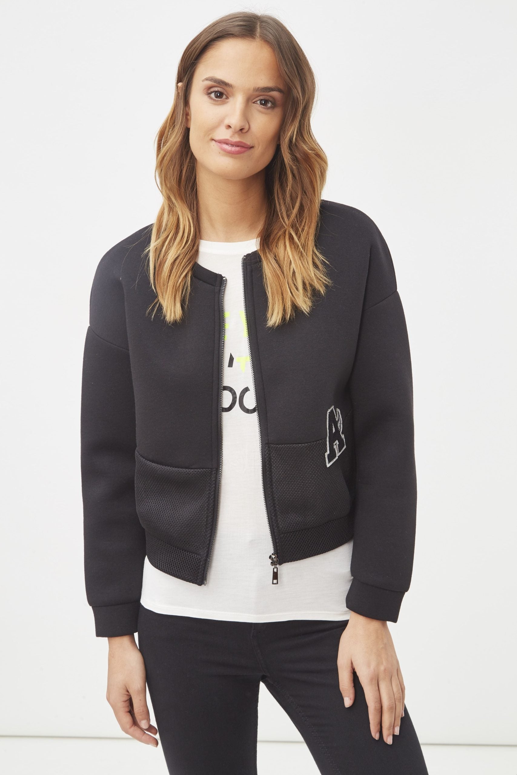 Chaqueta bomber mujer, cazadora urbana, tejido ligero, cremallera frontal, diseño inicial bordada, estilo casual, corte regular, negro, talla 36, versátil para looks diarios, cómoda y moderna ✅Entrega 24/48h