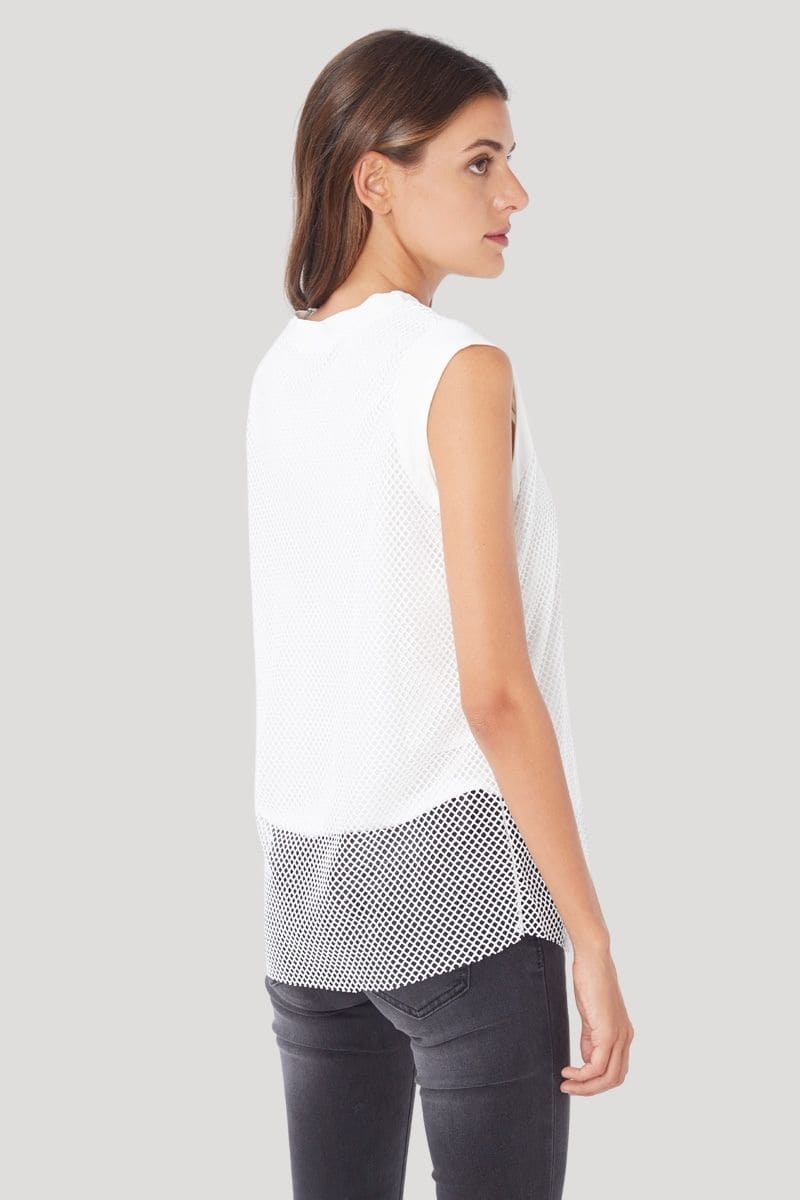Blusa mujer sin mangas mesh relaxed, blusa femenina calada blanca, diseño liviano transpirable, corte holgado, top moderno versátil, look fresco, talla 36 disponible, combina jeans y faldas, ideal primavera verano ✅Entrega 24/48h