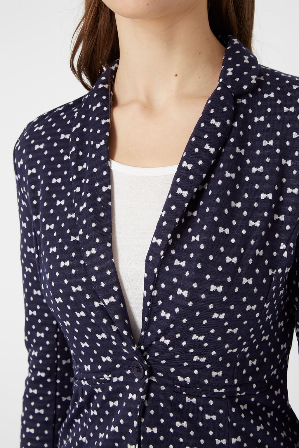 Blazer mujer, chaqueta entallada, americana lunares, manga larga, tela ligera, estilo elegante y moderno, ideal trabajo, oficina, polka dots, color azul marino, talla L, look versátil y fresco ✅Entrega 24/48h