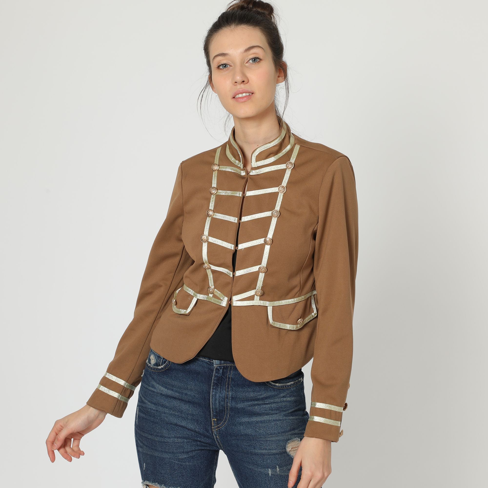 Chaqueta mujer estilo militar, blazer, bordados decorativos, solapas, botones metálicos, cierre corchete, manga larga, diseño original, color beige, talla 36, elegante y versátil, cómoda ✅Entrega 24/48h