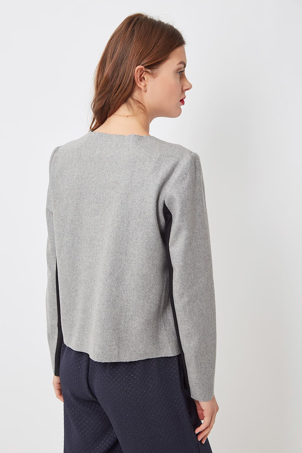 Chaqueta mujer gris sintética, abrigo paño, blazer manga larga, cuello redondo, bolsillos laterales, cierre corchetes, elegante y cómoda, talla 36, estilo versátil otoño invierno ✅Entrega 24/48h