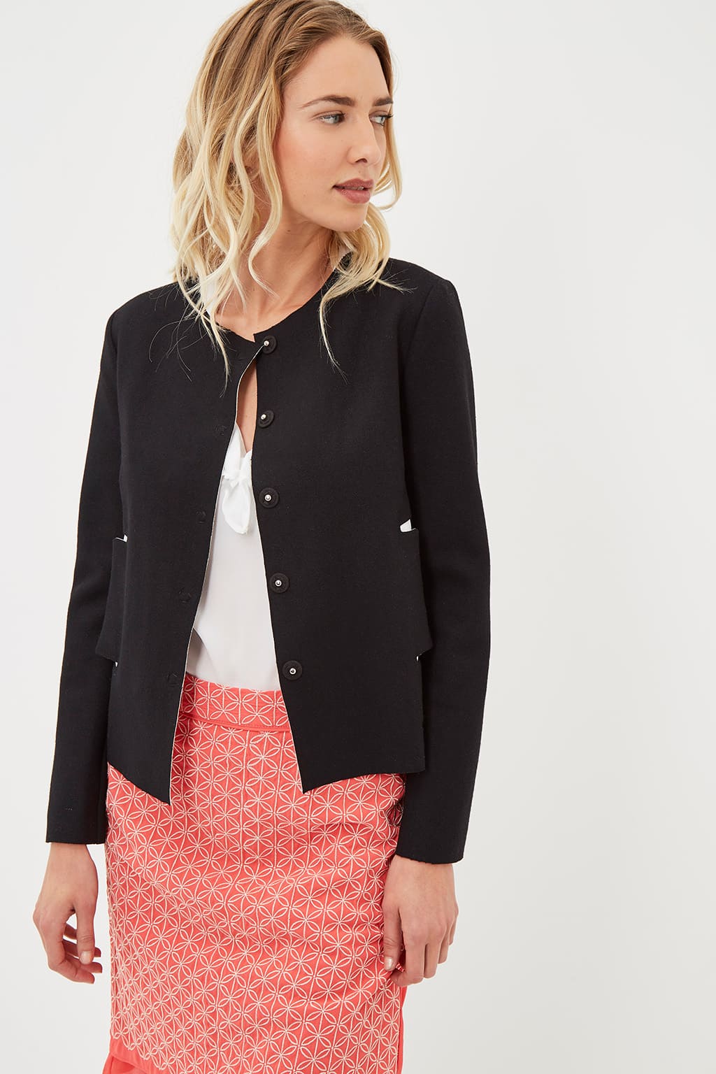 Chaqueta mujer paño sintético blazer recto abrigo corto cuello redondo manga larga bolsillos laterales cierre corchetes talla 36 elegante versátil ligera oficina casual negro ✅Entrega 24/48h