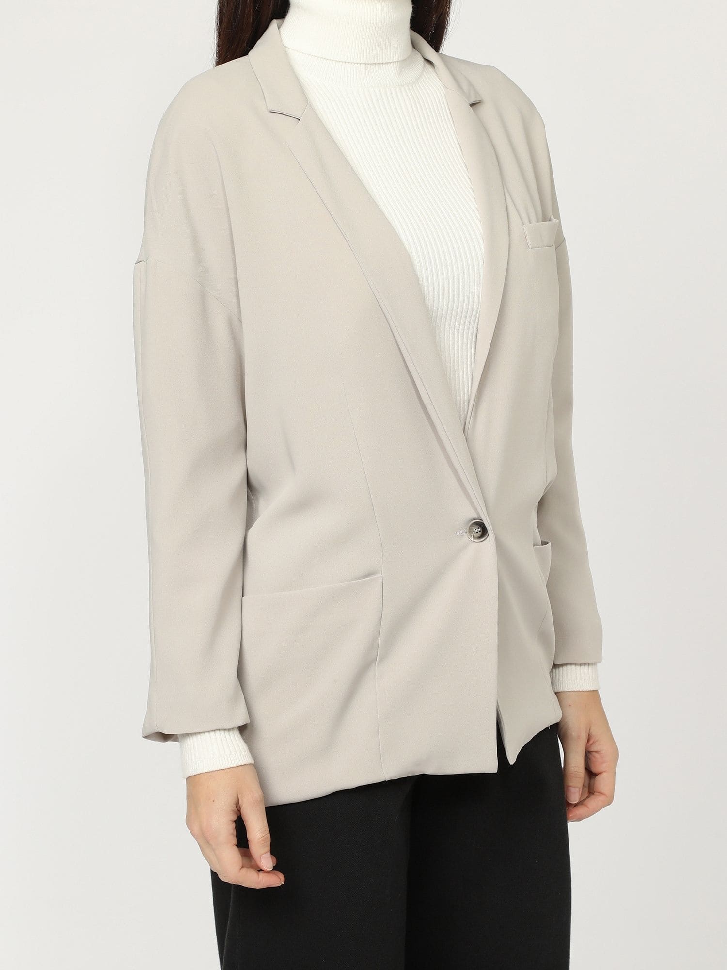 Americana mujer blazer desestructurado sintético estilo recto solapa diseño moderno cuello pico manga larga bolsillos delanteros cierre botón color gris talla L cómodo versátil elegante ✅Entrega 24/48h