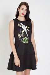 Vestido mujer elegante, sin mangas, bordado ave y flores, corte evasé, tela suave, estilo sofisticado, color negro, talla L, ideal fiestas eventos urbanos, cómodo, versátil, elegante ✅Entrega 24/48h