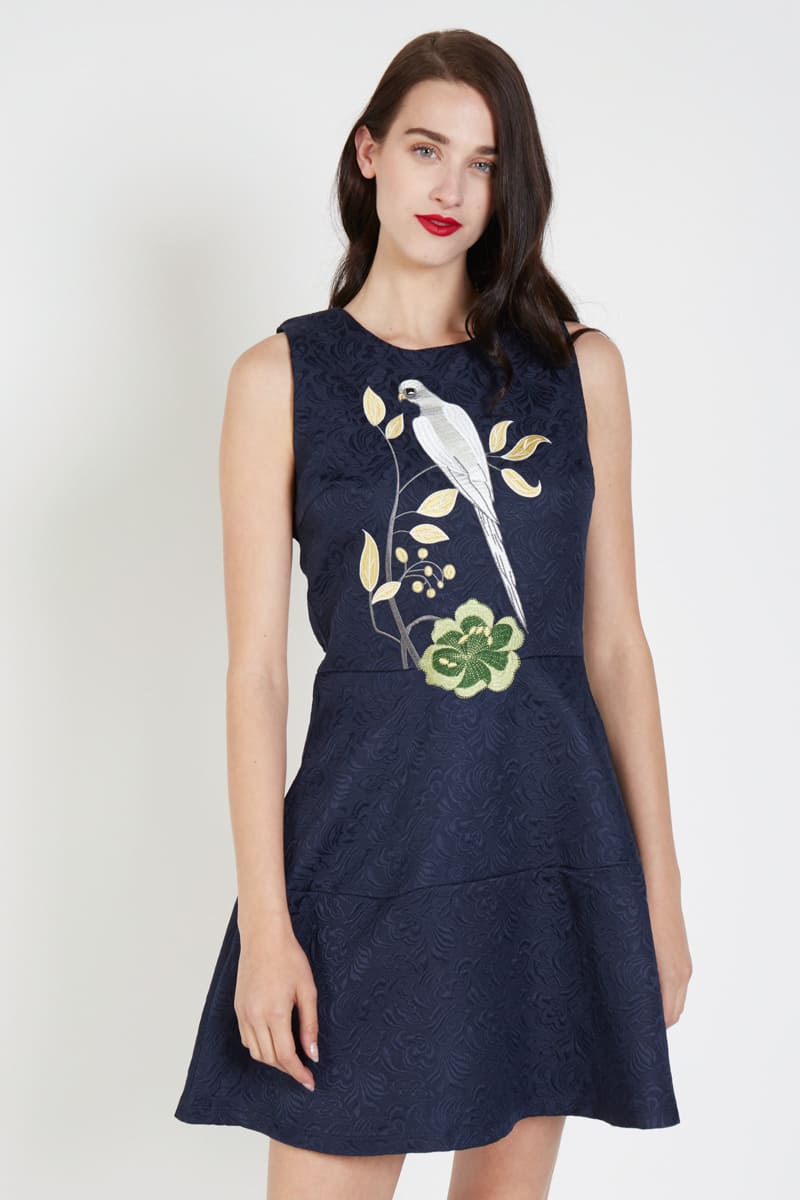 Vestido mujer azul marino textura tirantes cuello redondo diseño evasé bordado pájaro floral cremallera cómodo elegante outfit talla L vestido casual look versátil outfit moda femenina ✅Entrega 24/48h