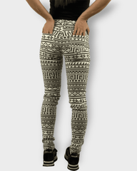 Pantalón estampado