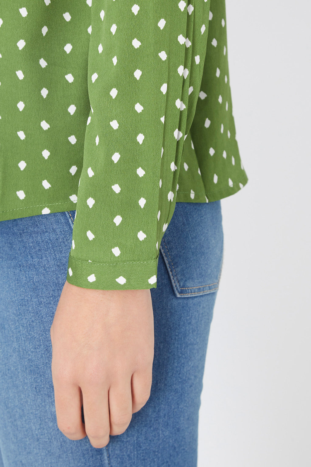Blusa mujer fluida, shirt polka dots, diseño print, manga larga, lazo decorativo cuello redondo, elegante, versátil, cierre botón, cómoda, talla L, color verde, ideal oficina casual outfits ✅Entrega 24/48h