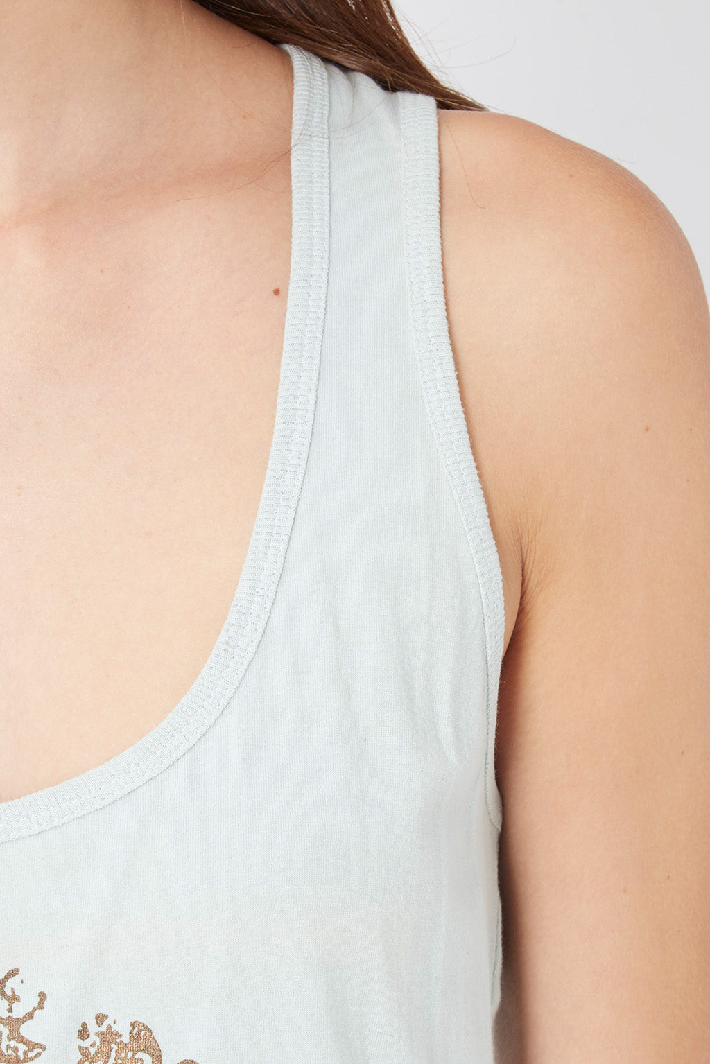 Camiseta mujer, top sin mangas, estilo casual, espalda nadador, cuello redondo, estampado tribal dorado, tejido ligero, color azul, talla S, cómoda y fresca, ideal verano, looks relajados ✅Entrega 24/48h