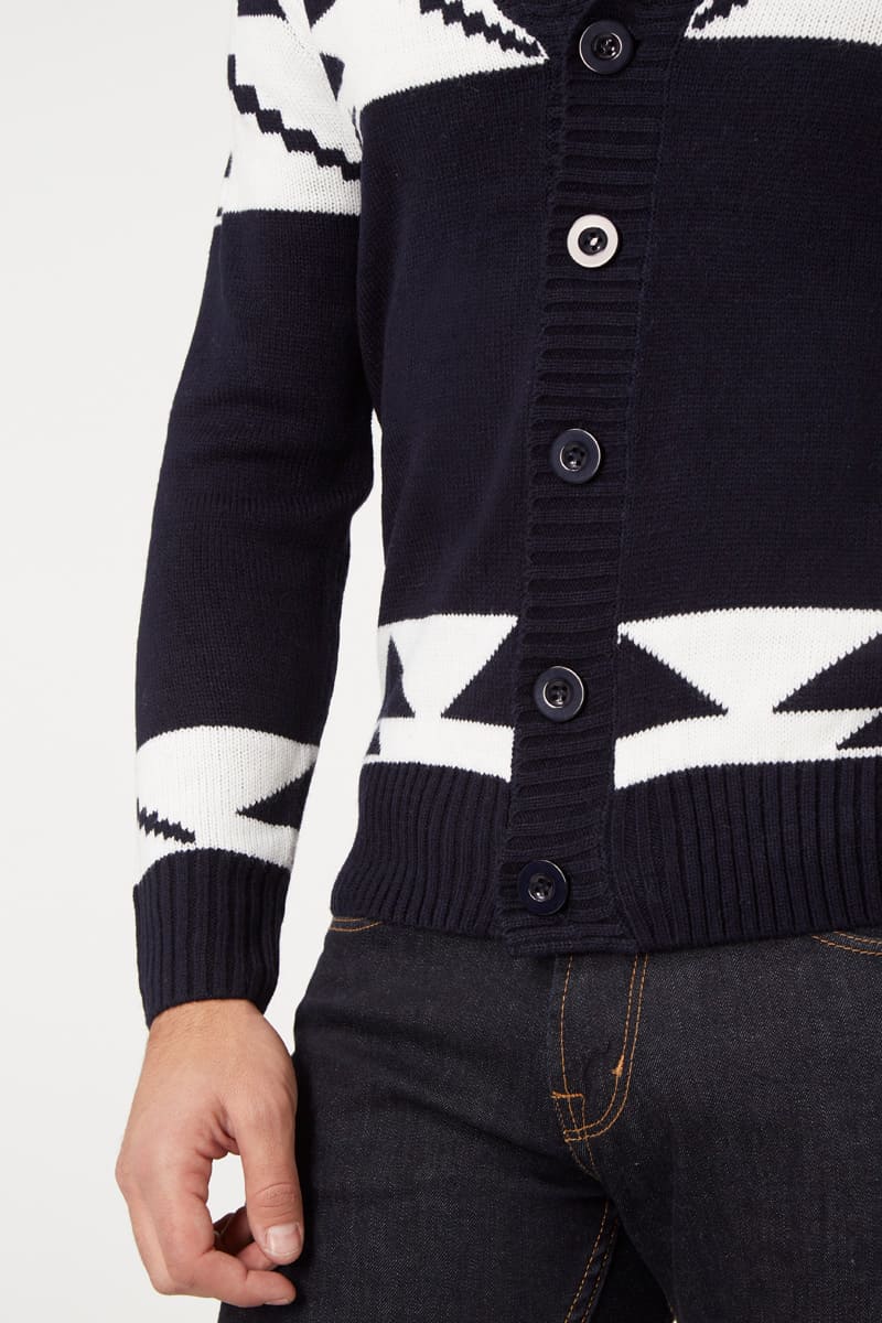 Cardigan War Wolf