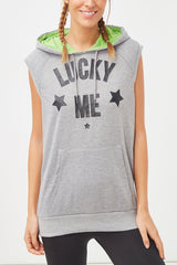 Sudadera sin mangas mujer, hoodie deportiva, capucha ajustable interior verde, diseño decorativo frontal Lucky Me, bolsillo tipo canguro, acabados canalé, cómoda, versátil, gris, talla L ✅Entrega 24/48h