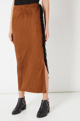 Falda mujer midi nobuk sintético, flecos laterales, cintura elástica, cremallera, corte recto, color camel, elegante y versátil, talla 36, ideal outfits modernos o casuales ✅Entrega 24/48h